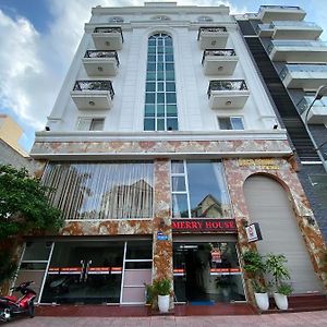 Merry House Bach Duong